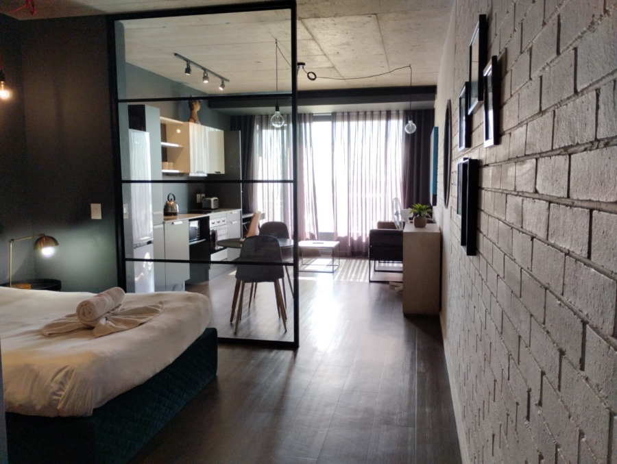 To Let 1 Bedroom Property for Rent in Woodstock Western Cape